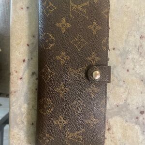 Louis Vuitton Brown wallet